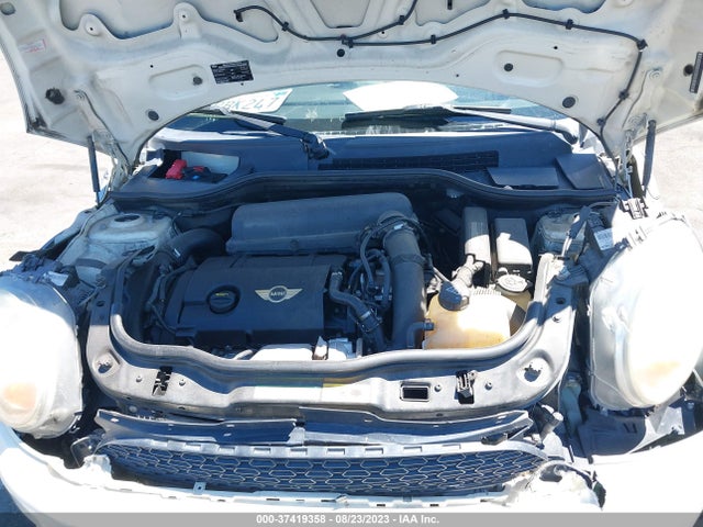2011 MINI COOPER HARDTOP S VIN: WMWSV3C50BTY12206