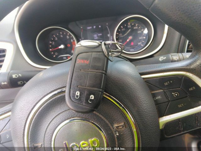 3C4NJCABXJT263296 Jeep Compass Sport