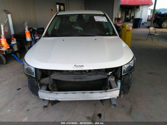 3C4NJCABXJT263296 Jeep Compass Sport