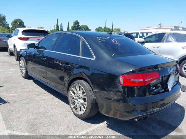 WAUFFAFL3FN043157 Audi A4 Premium Plus