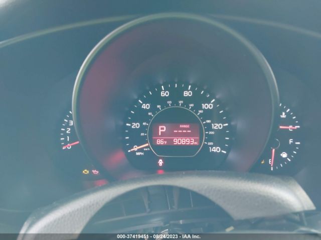 KNDJX3A51E7027265 KIA Soul !