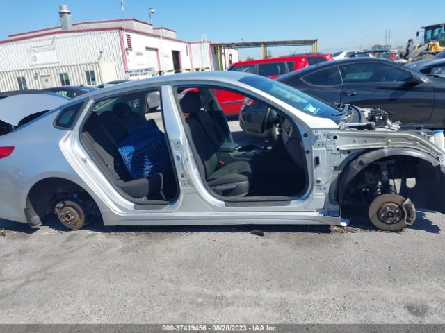 5XXGT4L32JG186384 KIA Optima Lx
