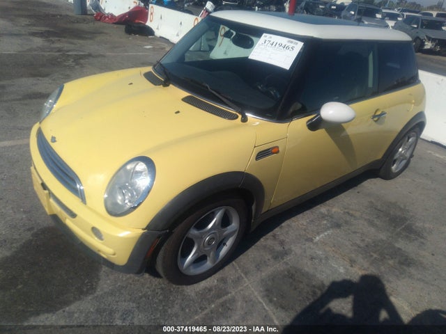 2005 MINI COOPER HARDTOP VIN: WMWRC33465TJ68744