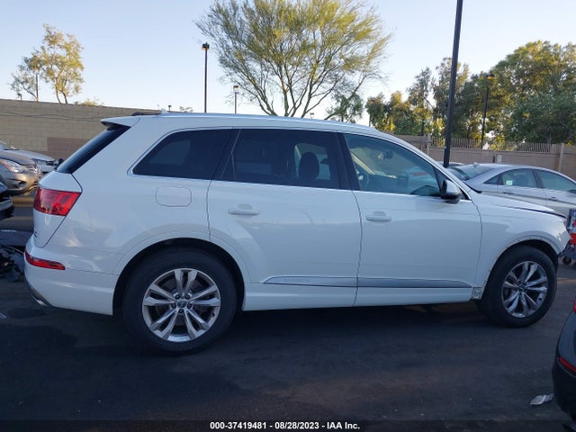 WA1LAAF74JD019224 Audi Q7 Premium Plus