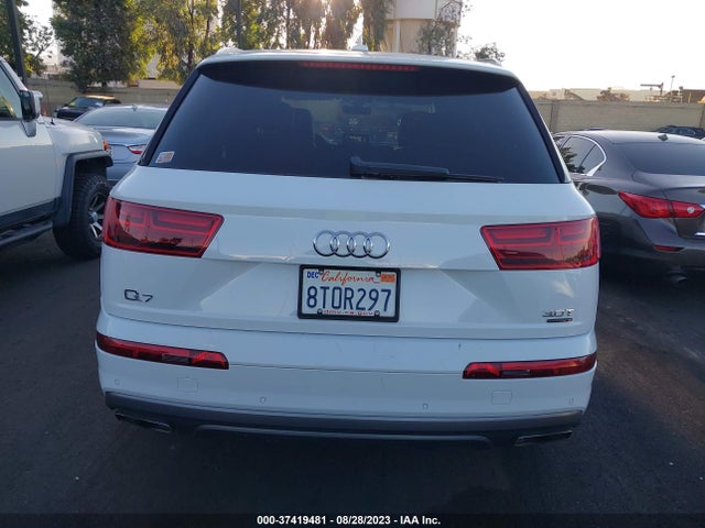 WA1LAAF74JD019224 Audi Q7 Premium Plus