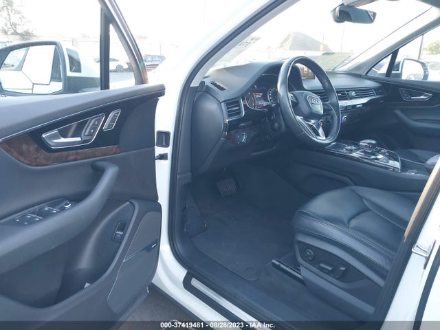 WA1LAAF74JD019224 Audi Q7 Premium Plus