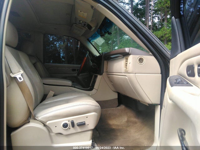2004 CADILLAC ESCALADE VIN: 1GYEC63T64R320375