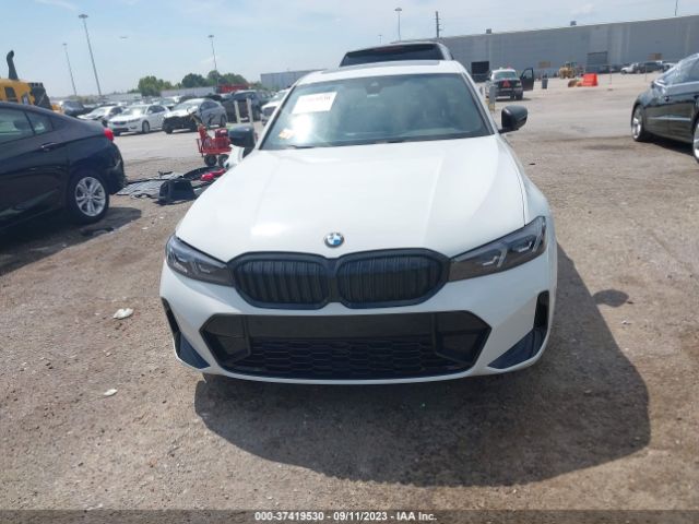 3MW69FF04P8D45393 BMW 330I