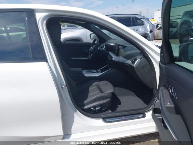 3MW69FF04P8D45393 BMW 330I