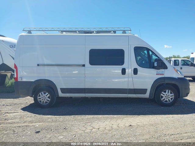 3C6TRVDG7JE124791 RAM Promaster Cargo Van