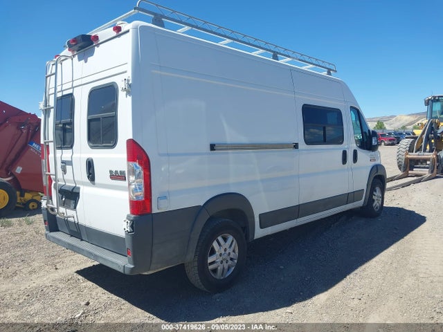 3C6TRVDG7JE124791 RAM Promaster Cargo Van