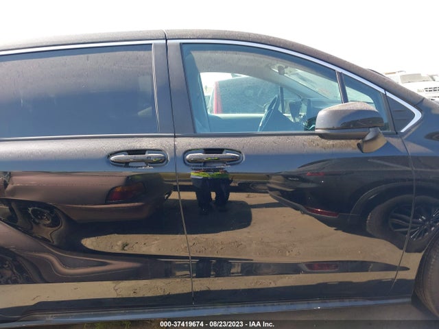 Toyota SIENNA LE 2023 5TDKRKEC6PS154815 Image 5