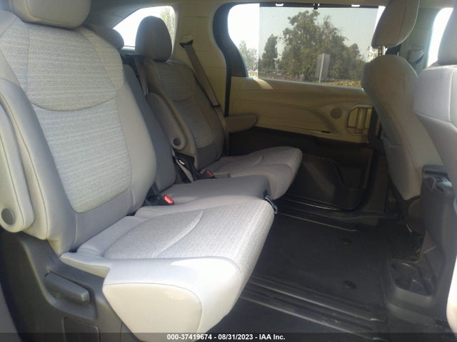 Toyota SIENNA LE 2023 5TDKRKEC6PS154815 Image 13