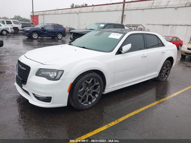 Chrysler 300 300s 2018 2C3CCAGG2JH204149 Image 2
