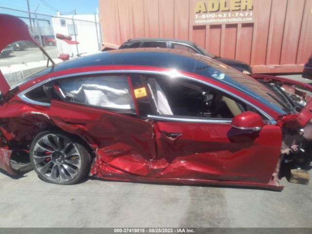 5YJ3E1EB9KF470031 Tesla MODEL 3