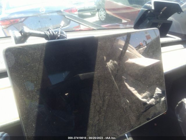 5YJ3E1EB9KF470031 Tesla MODEL 3