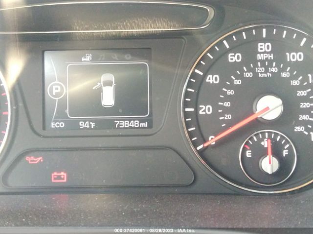 5XYPGDA57GG141048 KIA SORENTO LX