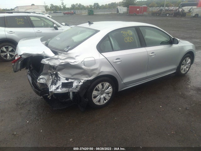 3VWD17AJXEM215644 Volkswagen Jetta Sedan Se