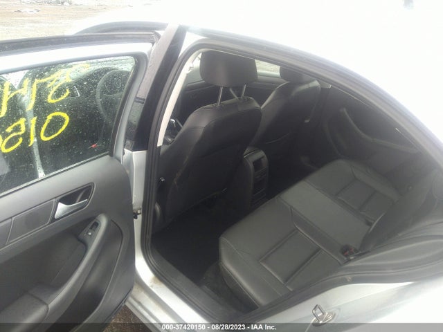 3VWD17AJXEM215644 Volkswagen Jetta Sedan Se