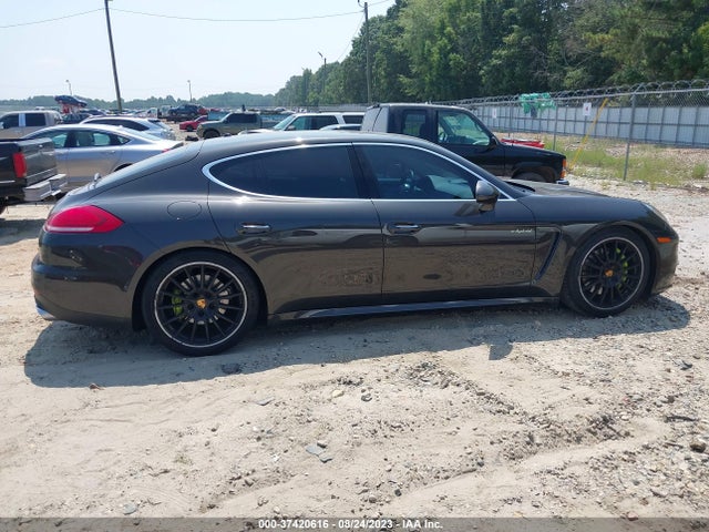 2016 Porsche Panamera, VIN: WP0AD2A7XGL040966