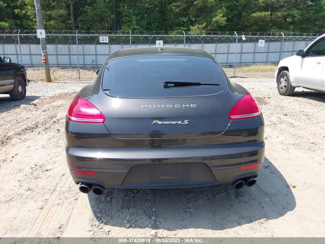 2016 Porsche Panamera, VIN: WP0AD2A7XGL040966