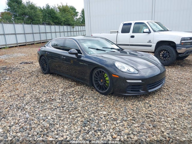 2016 Porsche Panamera, VIN: WP0AD2A7XGL040966