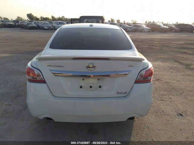 2015 NISSAN ALTIMA 2.5 SL VIN: 1N4AL3AP7FN888577