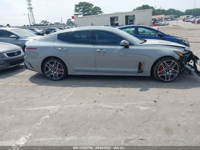KNAE45LC1N6113017 KIA Stinger Gt1