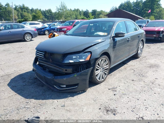 1VWBT7A39FC082610 Volkswagen Passat 1.8t Sport