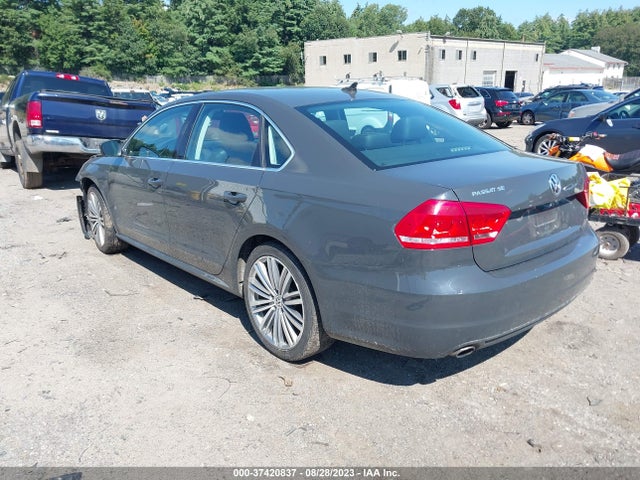 1VWBT7A39FC082610 Volkswagen Passat 1.8t Sport