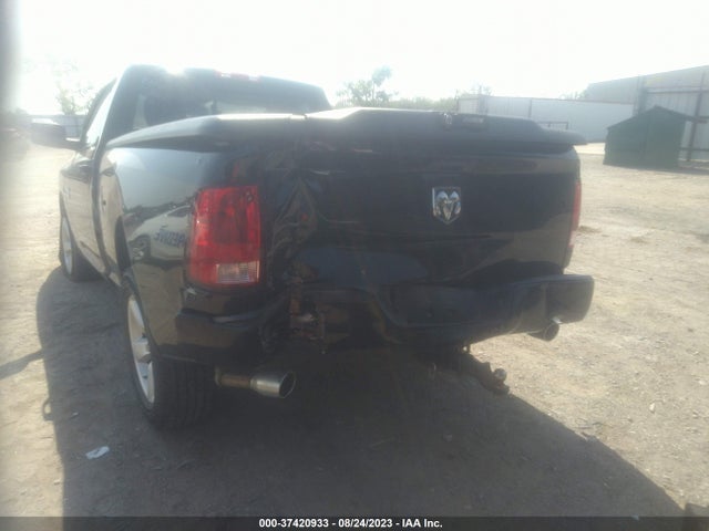 3C6JR6AT9EG104499 RAM 1500 Express