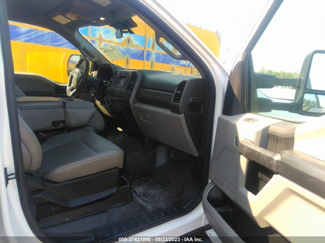 2021 Ford F-450, VIN: 1FD0W4HT7MED42165