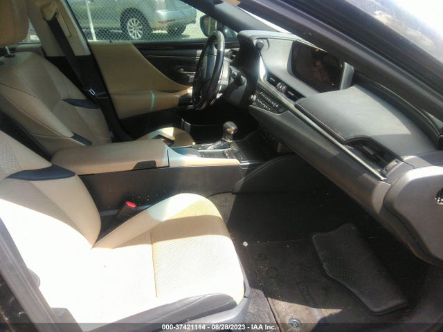 2019 Lexus ES, VIN: 58ABZ1B12KU010135