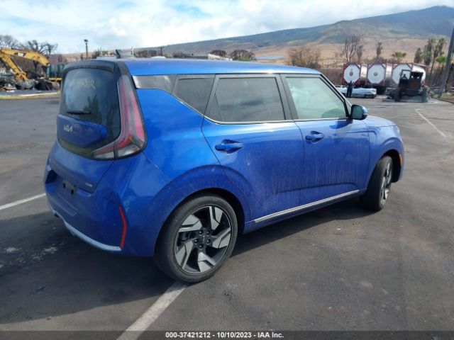 KNDJ53AU2P7196811 KIA Soul Gt-line