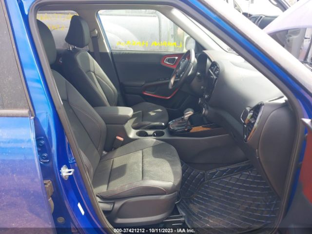 KNDJ53AU2P7196811 KIA Soul Gt-line