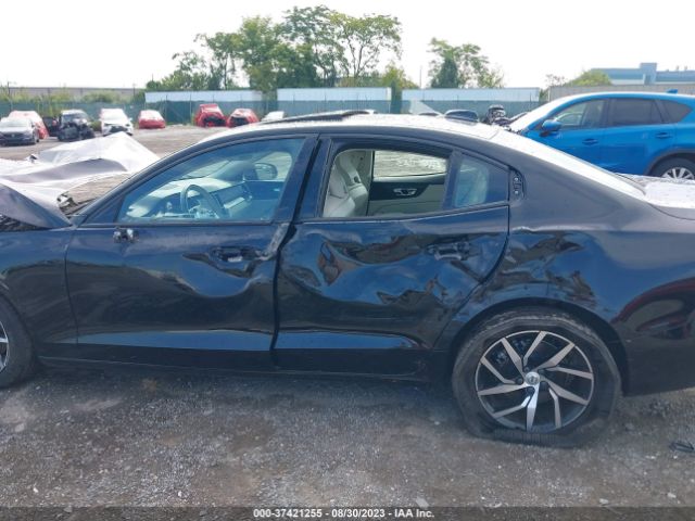 7JR102FK2LG037024 Volvo S60 Momentum
