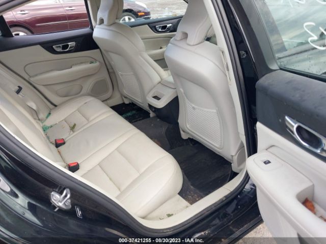 7JR102FK2LG037024 Volvo S60 Momentum