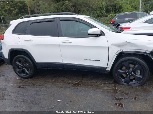 2018 JEEP CHEROKEE LATITUDE VIN: 1C4PJLCB8JD519446