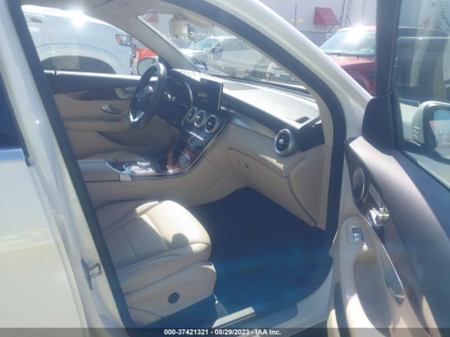 WDC0G4JB8HF135524 Mercedes-Benz Glc Glc 300