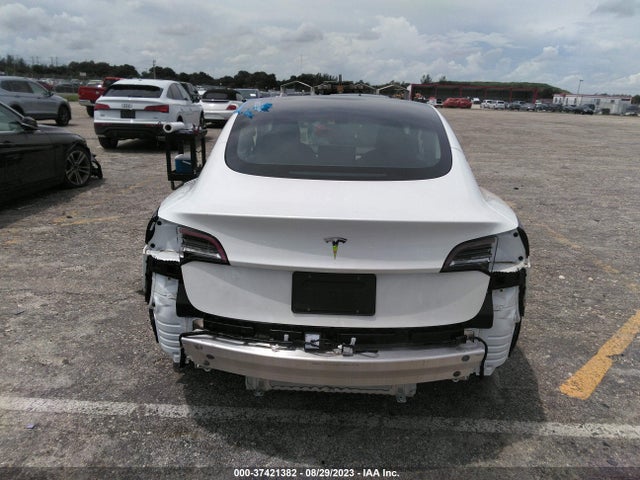2021 Tesla 3, VIN: 5YJ3E1EA8MF977108