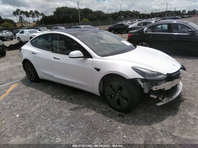 2021 Tesla 3, VIN: 5YJ3E1EA8MF977108