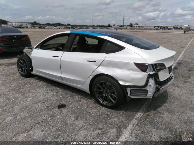 2021 Tesla 3, VIN: 5YJ3E1EA8MF977108