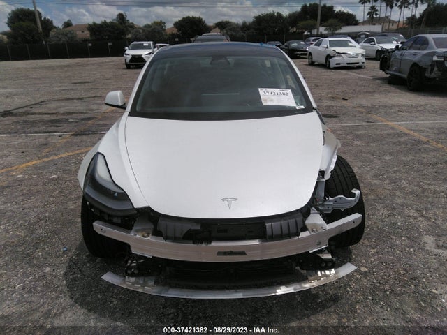 2021 Tesla 3, VIN: 5YJ3E1EA8MF977108