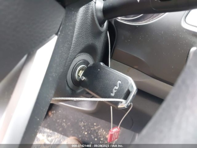 KNDEPCAA2P7385380 KIA Seltos Lx