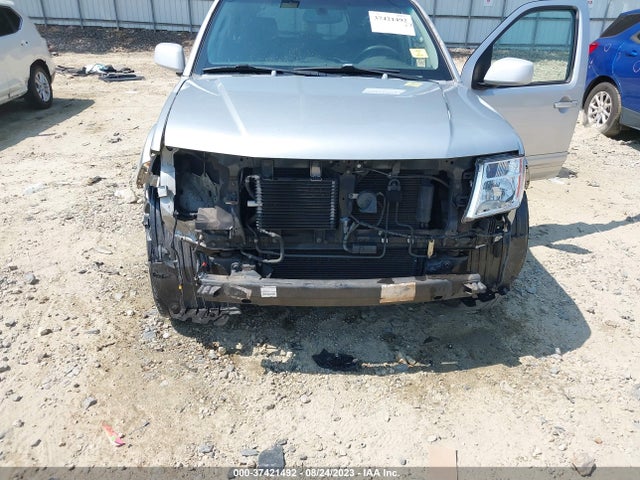 2005 NISSAN PATHFINDER LE VIN: 5N1AR18U15C738768
