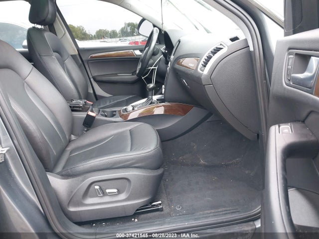 WA1C2AFPXHA095068 Audi Q5 PREMIUM
