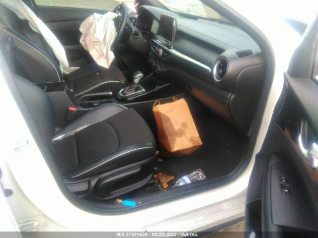 3KPF34AD2ME287266 KIA Forte Gt-line