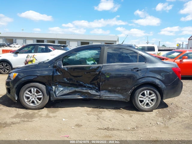 Chevrolet SONIC LT 2014 1G1JC5SH5E4110451 Image 14