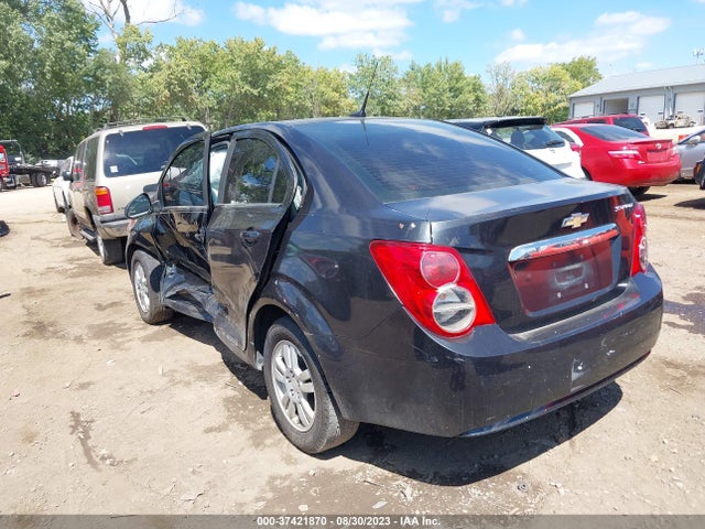 Chevrolet SONIC LT 2014 1G1JC5SH5E4110451 Image 3