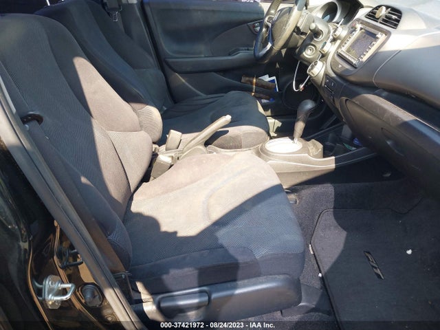 2011 HONDA FIT SPORT VIN: JHMGE8H69BS006618